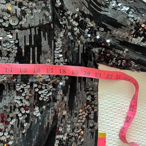 Avec Les Filles Velvet Sequin Black Button Down Shirt Jacket - Picture 12 of 16